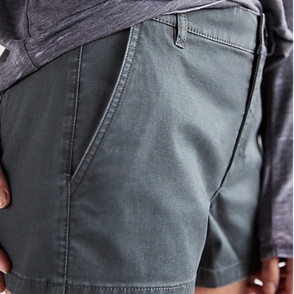 EXPRESS Mid Rise Twill Grey Trouser Shorts 0 - Picture 8 of 8